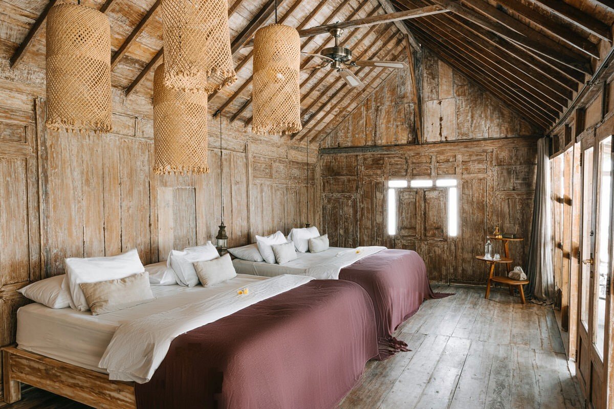 Premium bungalow bedroom with a king-size bed